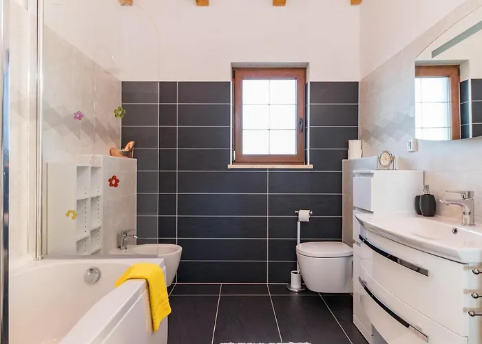 Evelyn Villa Medulin