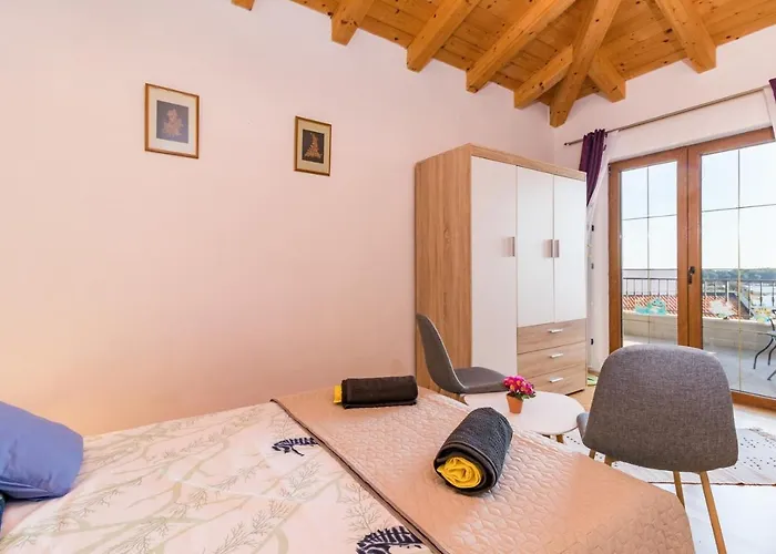 Evelyn Villa Medulin