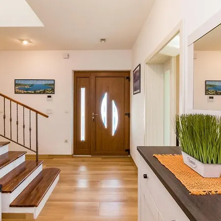 Villa Evelyn
