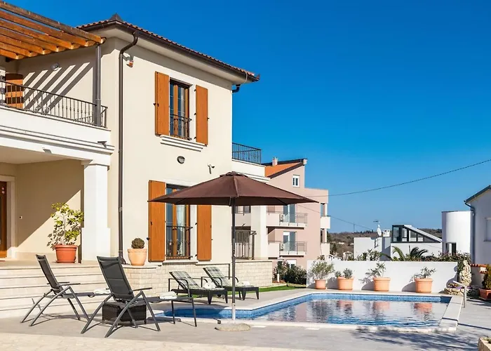 Evelyn 빌라 메덜린